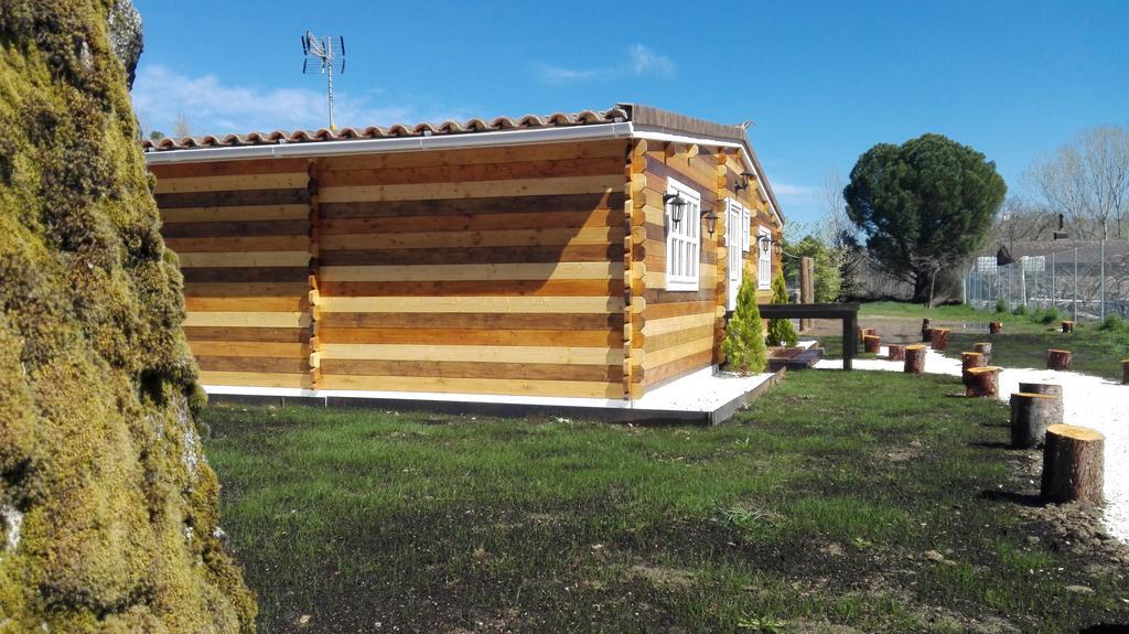 La Cabana Del Alberche Navaluenga Exterior foto